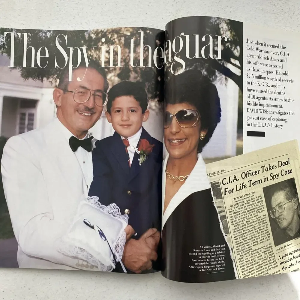 Vanity Fair Magazine Issues Lot Of 2‎ Princess Diana 1993 Jackie Kennedy 1994
